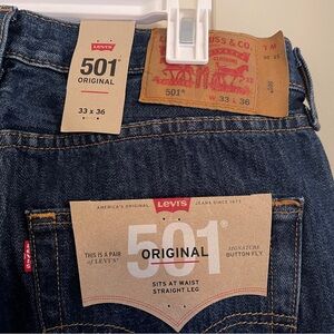 Men’s 501 Original Levi’s straight leg blue jeans size W33 L36